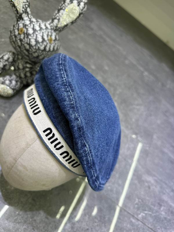 Miumiu beret dx (200)