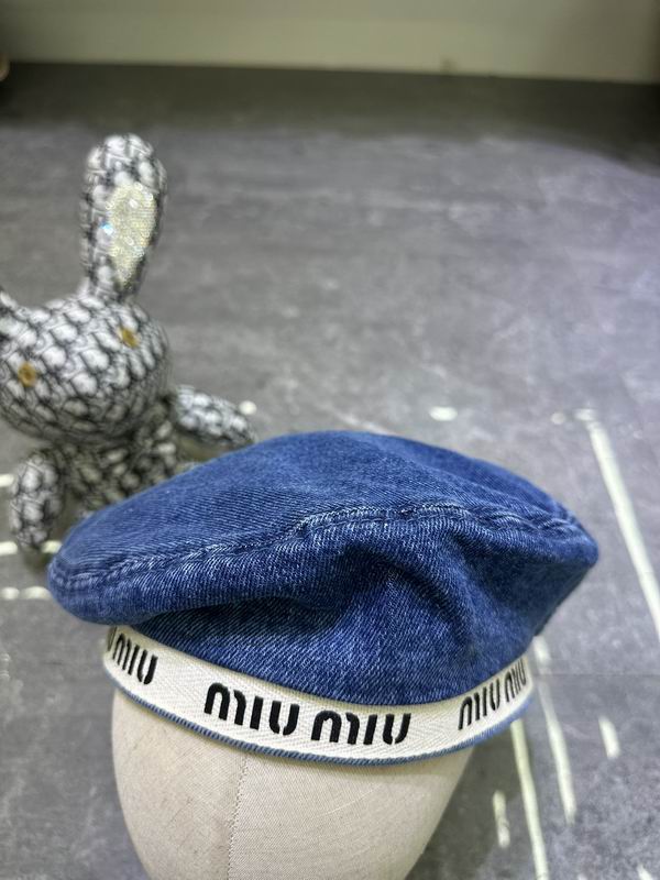 Miumiu beret dx (201)