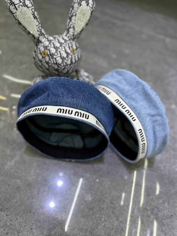 Miumiu beret dx (205)