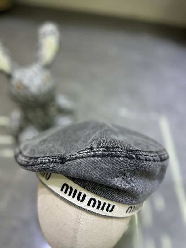 Miumiu beret dx (207)