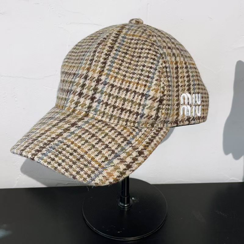 Miumiu cap dx (3)