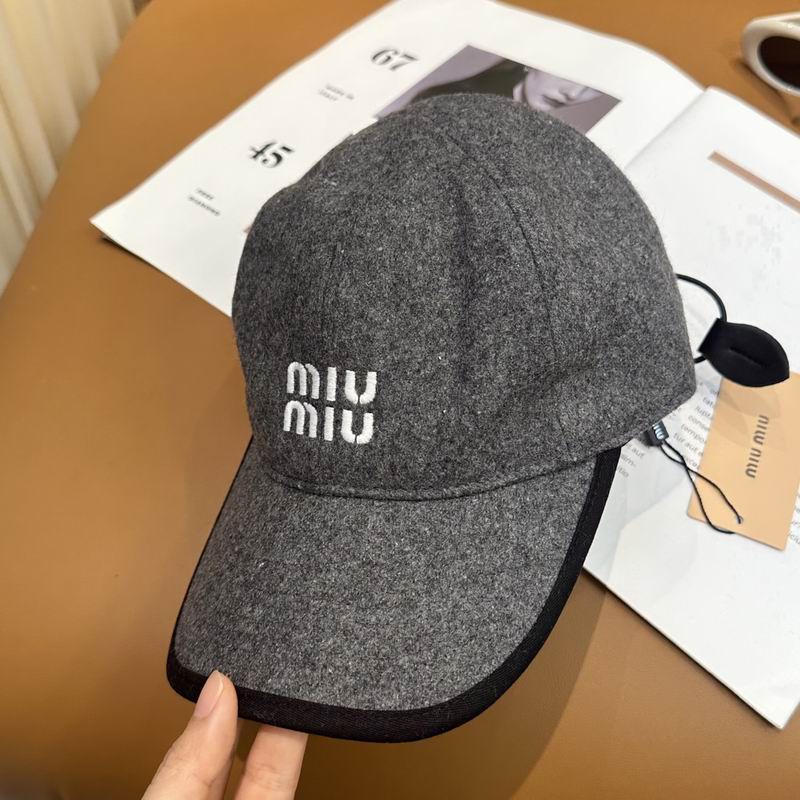 Miumiu cap dx (393)