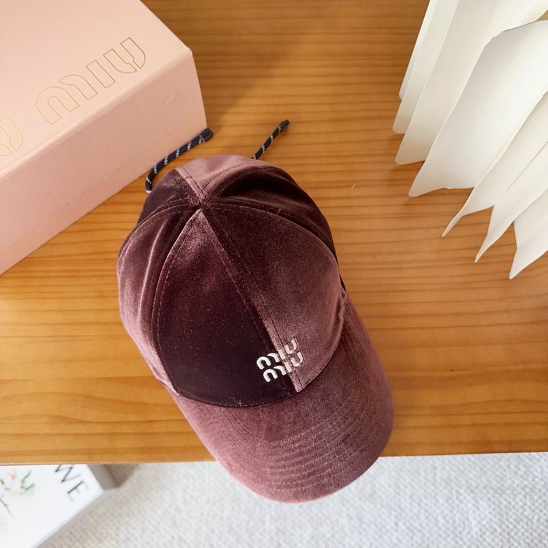 Miumiu cap dx (82)