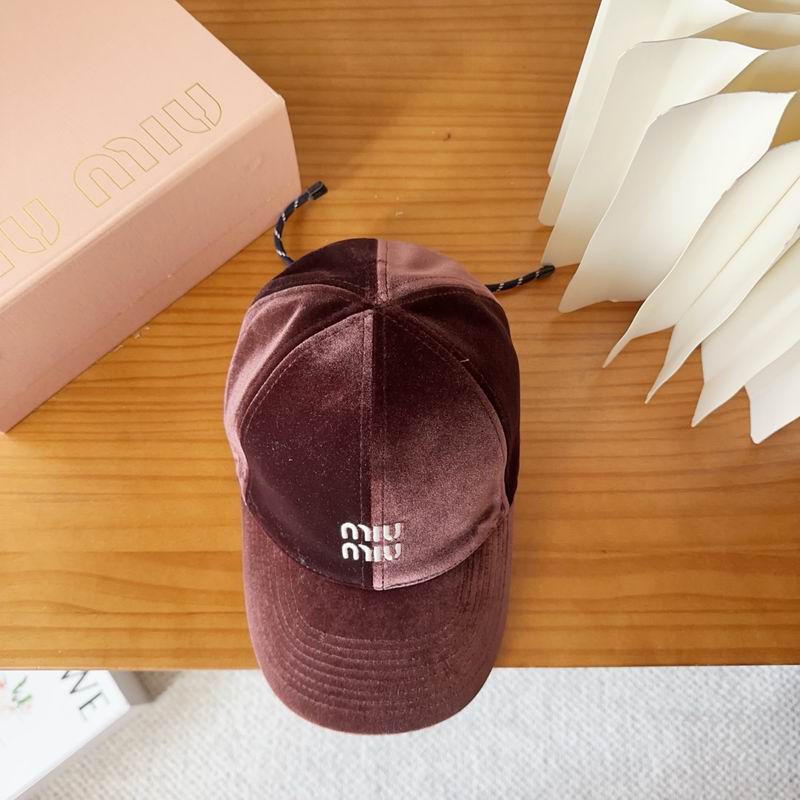 Miumiu cap dx (89)