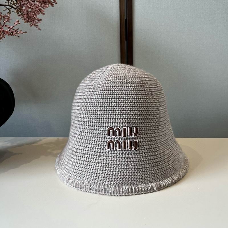 Miumiu hat (623)