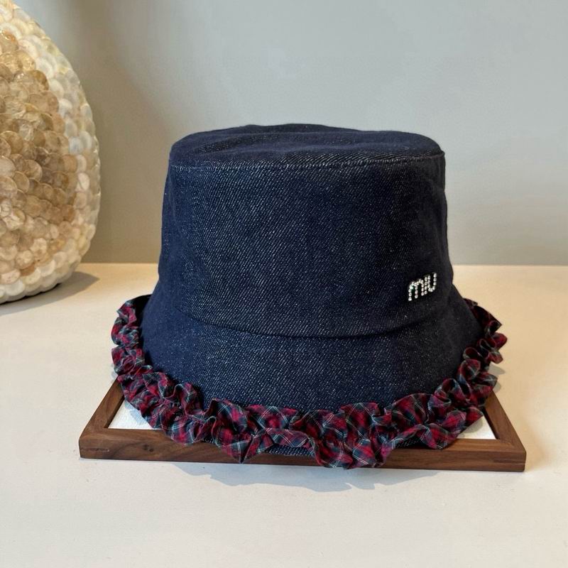 Miumiu hat (986)