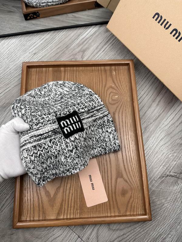 Miumiu hat dx (1056)