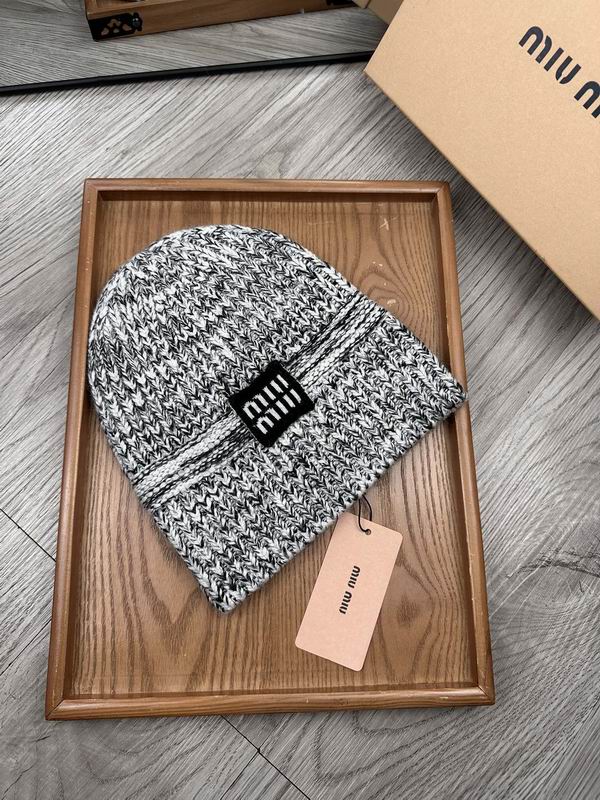 Miumiu hat dx (1060)