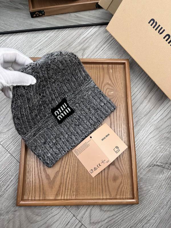 Miumiu hat dx (1068)