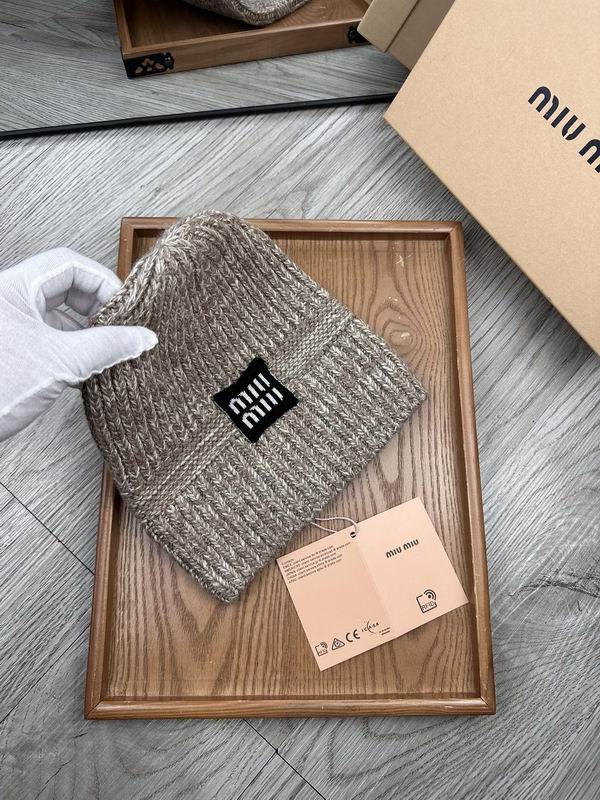 Miumiu hat dx (1077)