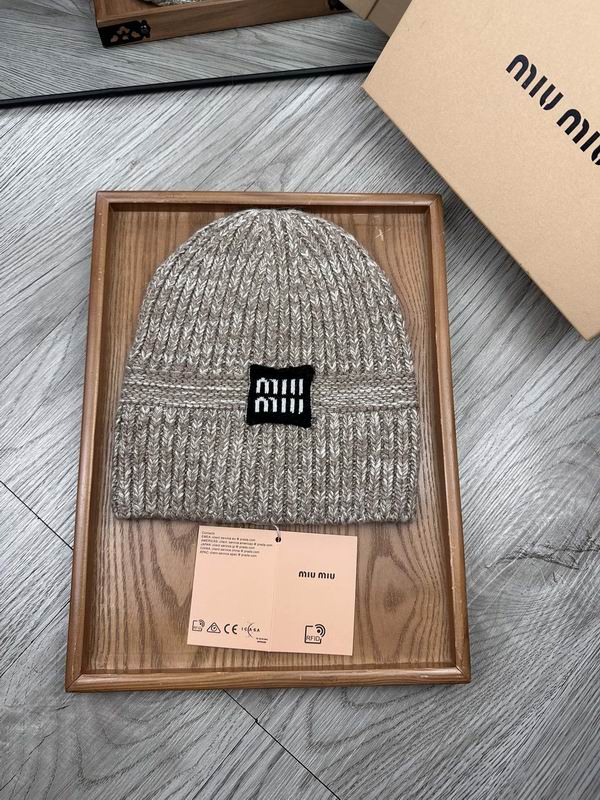 Miumiu hat dx (1080)