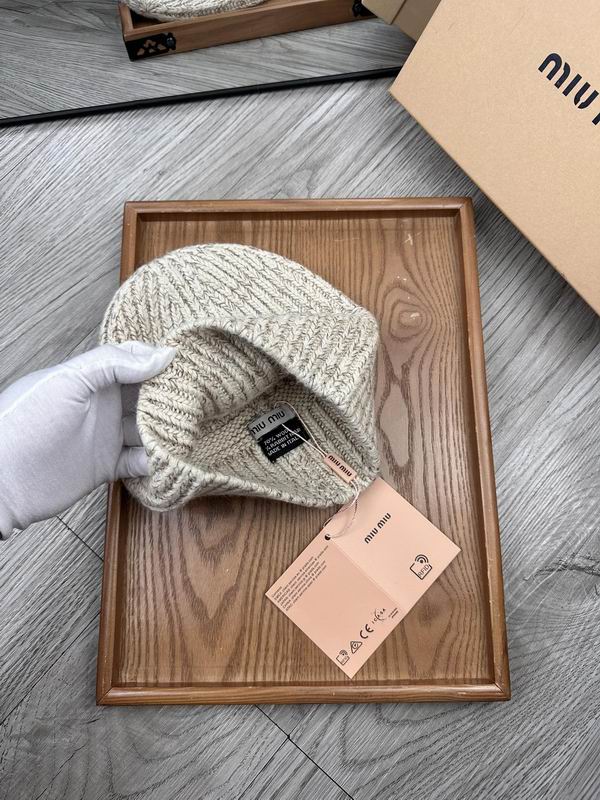 Miumiu hat dx (1092)