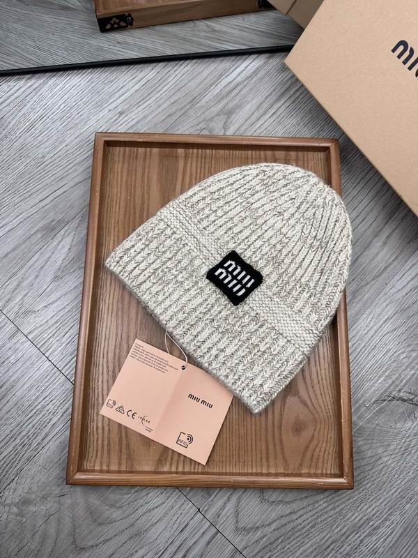 Miumiu hat dx (1097)