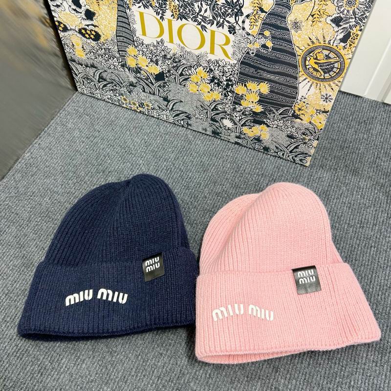 Miumiu hat dx (223)