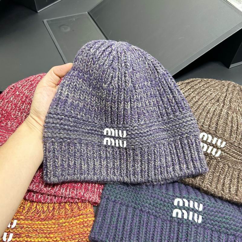 Miumiu hat dx (348)