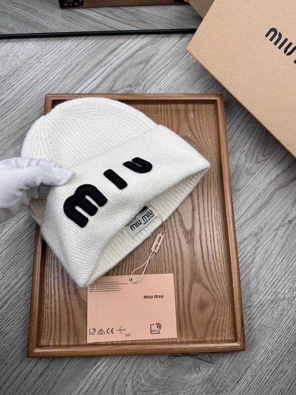 Miumiu hat dx (373)