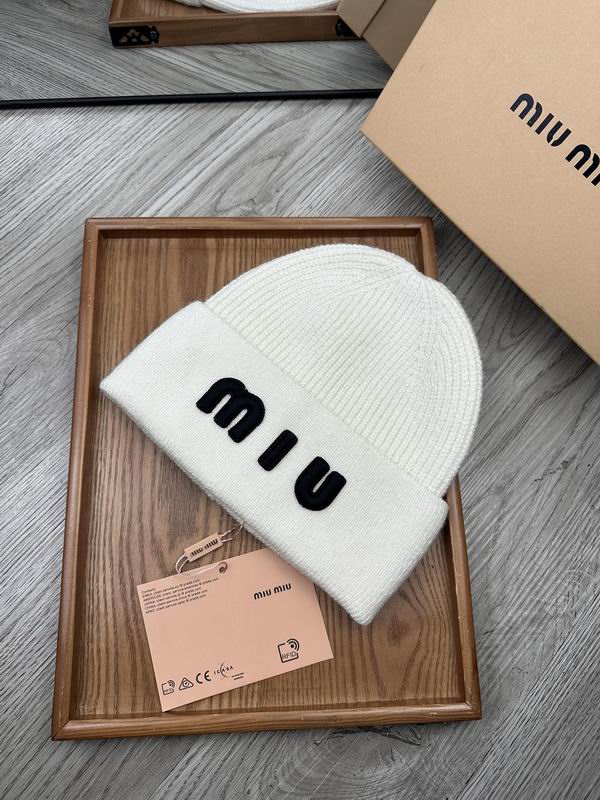 Miumiu hat dx (376)