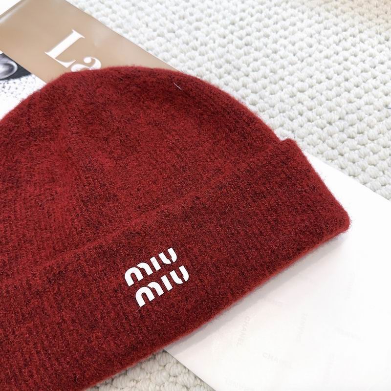 Miumiu hat dx (480)