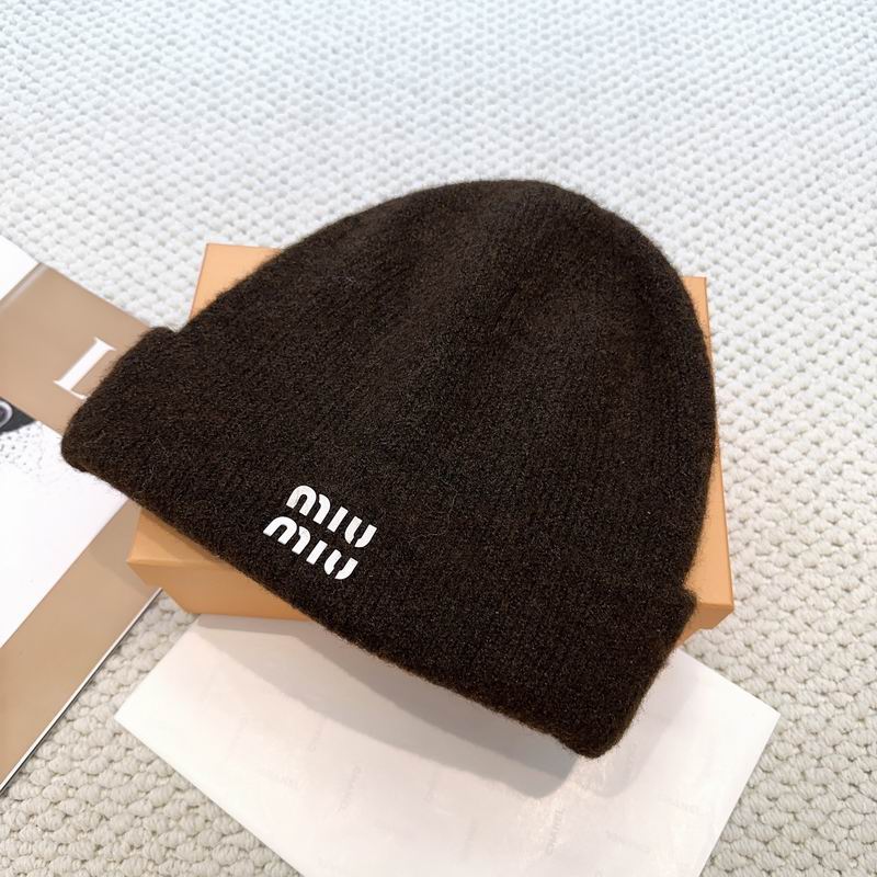 Miumiu hat dx (486)