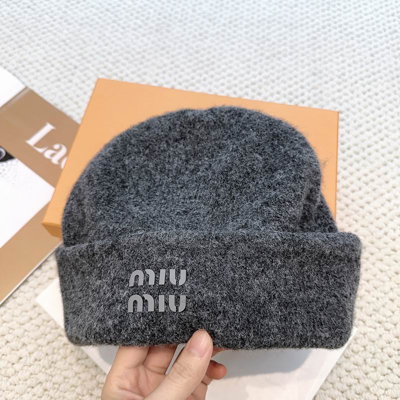 Miumiu hat dx (492)
