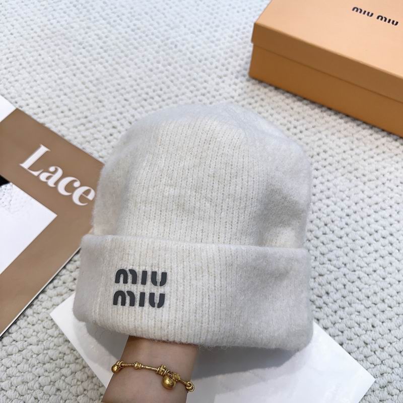 Miumiu hat dx (537)