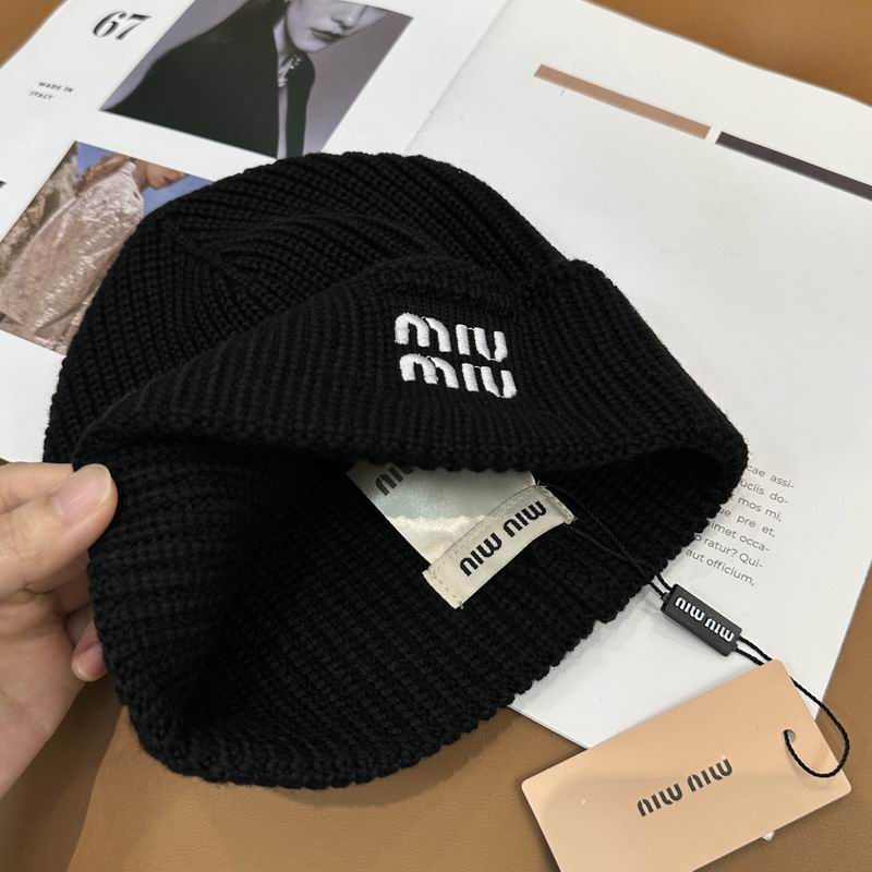 Miumiu hat dx (792)