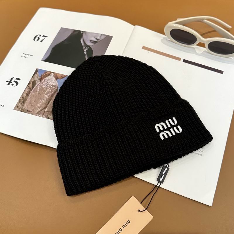 Miumiu hat dx (797)
