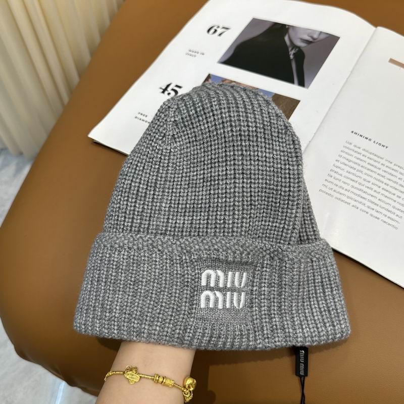 Miumiu hat dx (810)