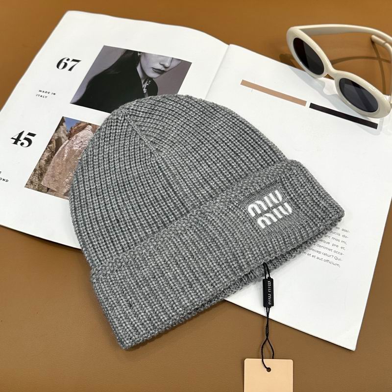 Miumiu hat dx (815)