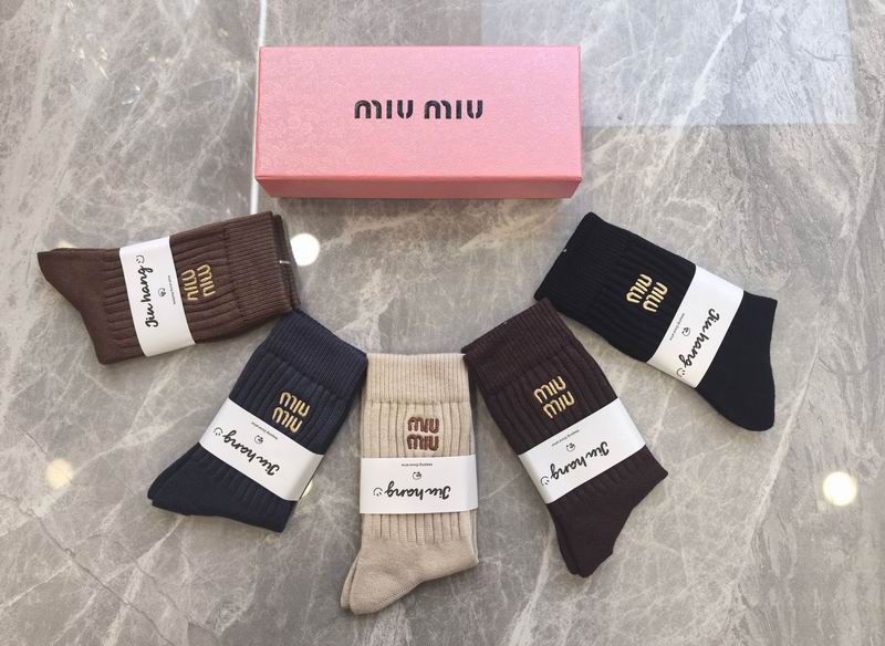 Miumiu socks (2)