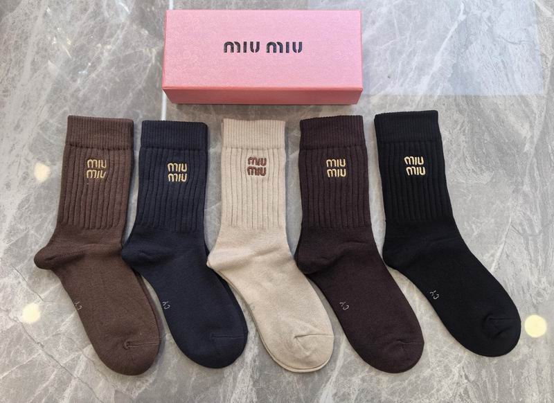 Miumiu socks (3)