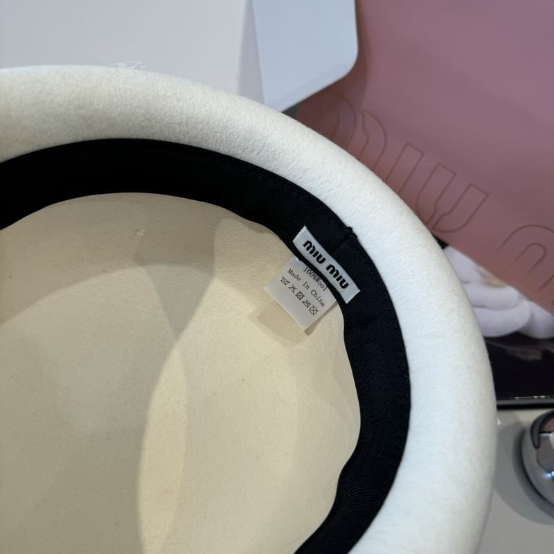 Miumiu top hat (538)