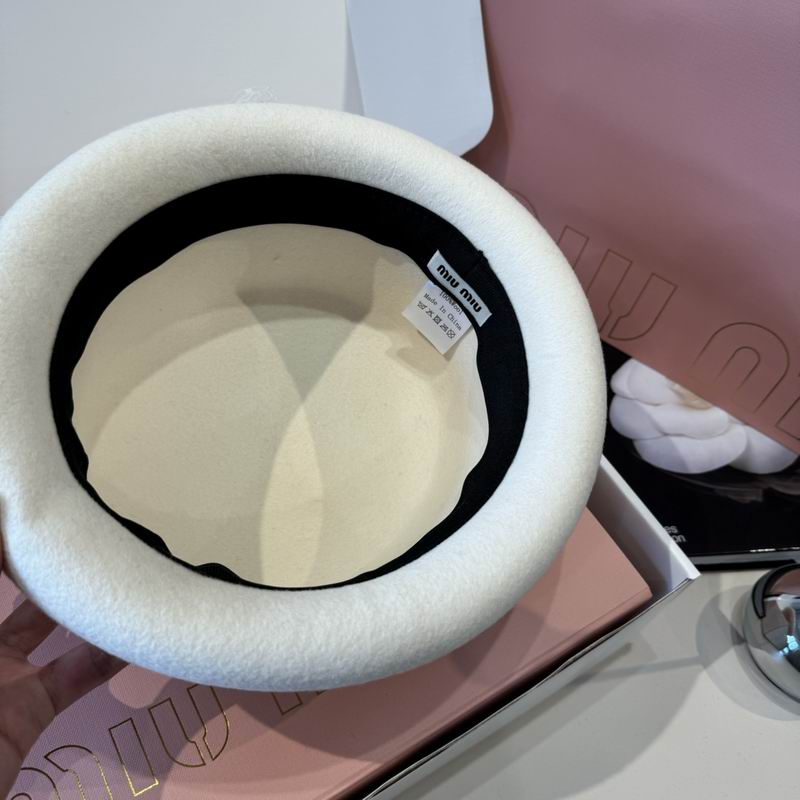 Miumiu top hat (541)