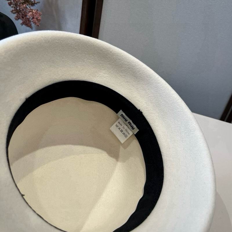 Miumiu top hat (978)