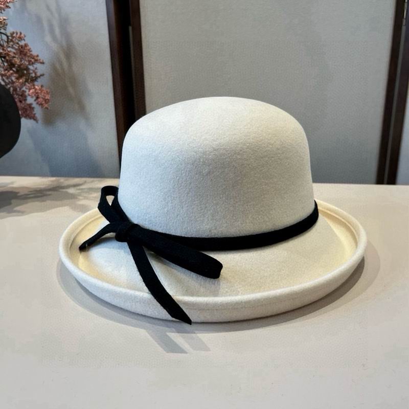 Miumiu top hat (980)