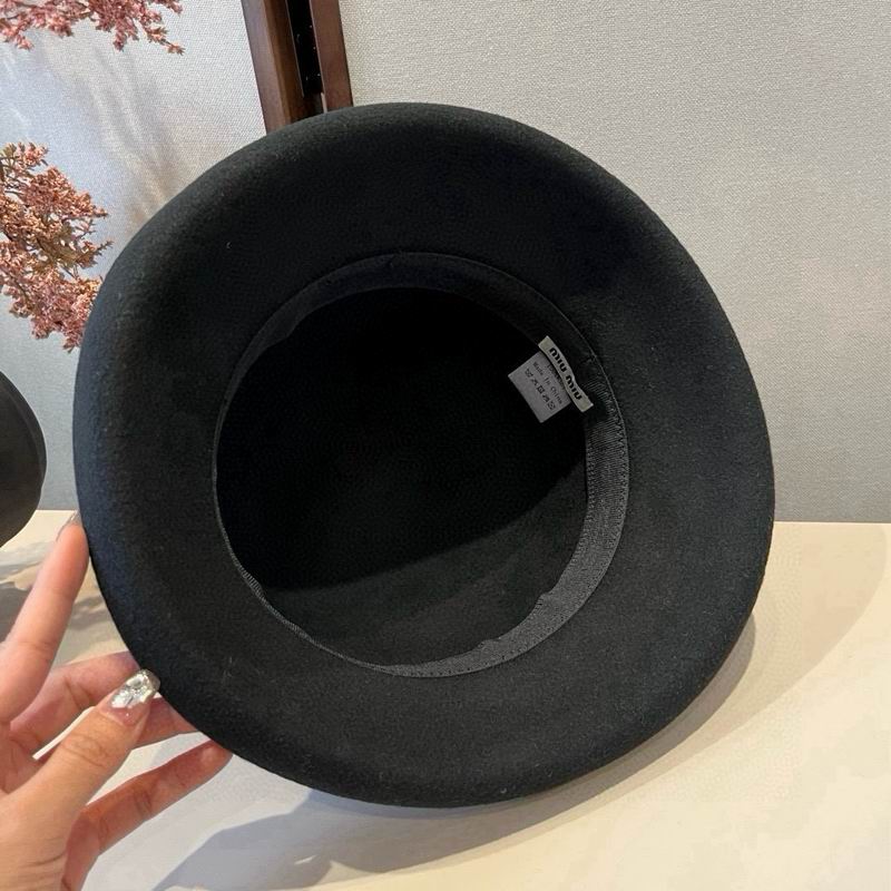 Miumiu top hat (989)