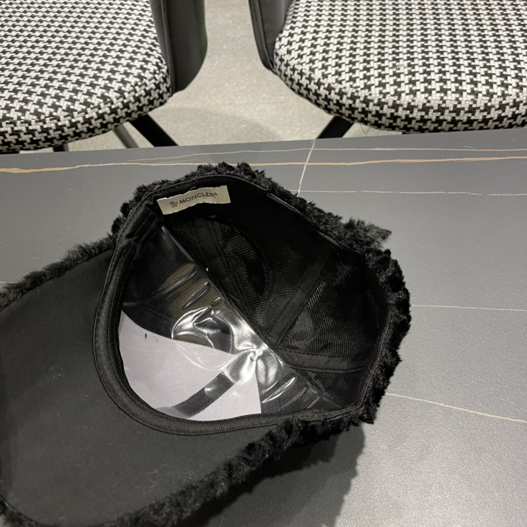 Moncler Cap (16)