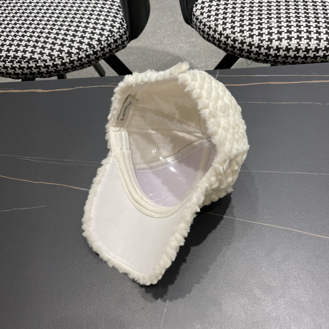Moncler Cap (24)