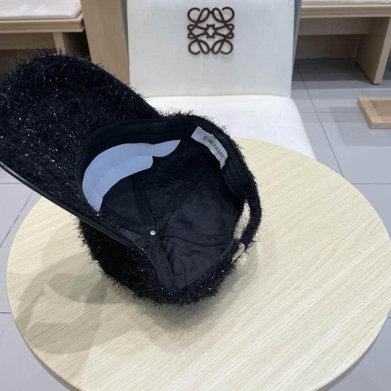 Moncler Cap (610)