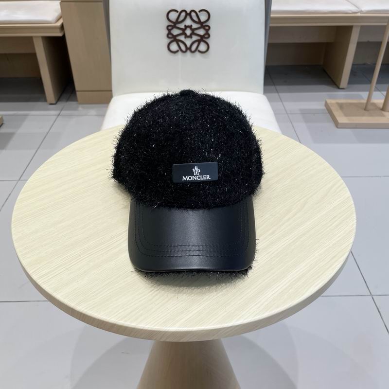 Moncler Cap (618)
