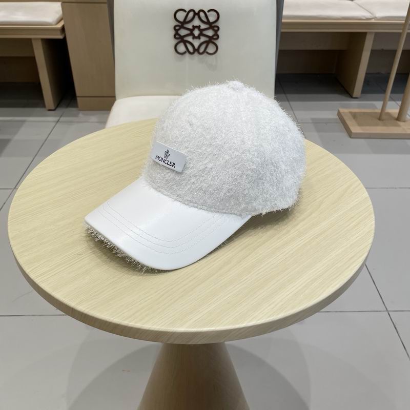 Moncler Cap (635)