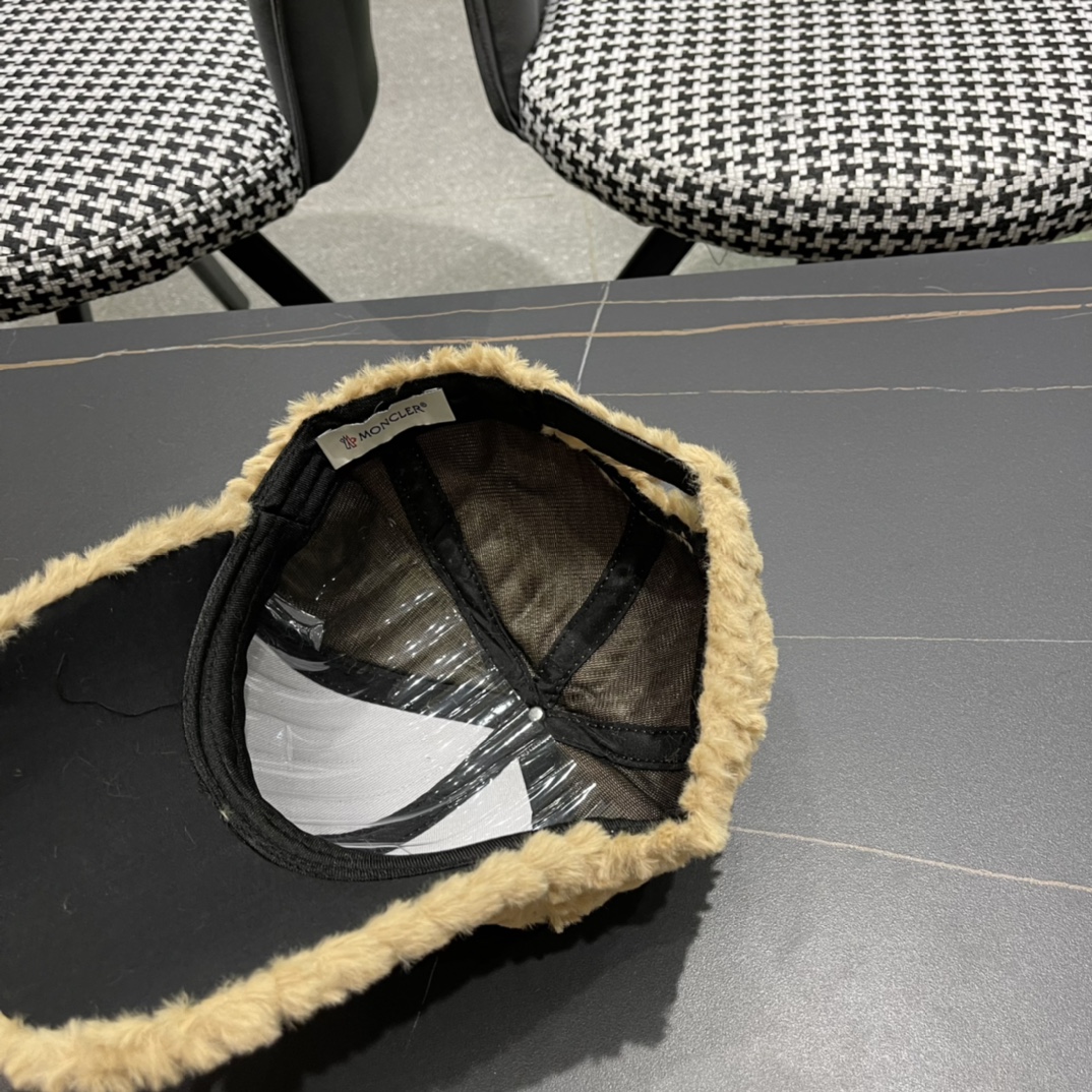 Moncler Cap (7)