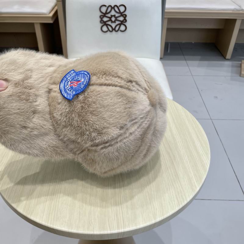 Moncler Cap (765)