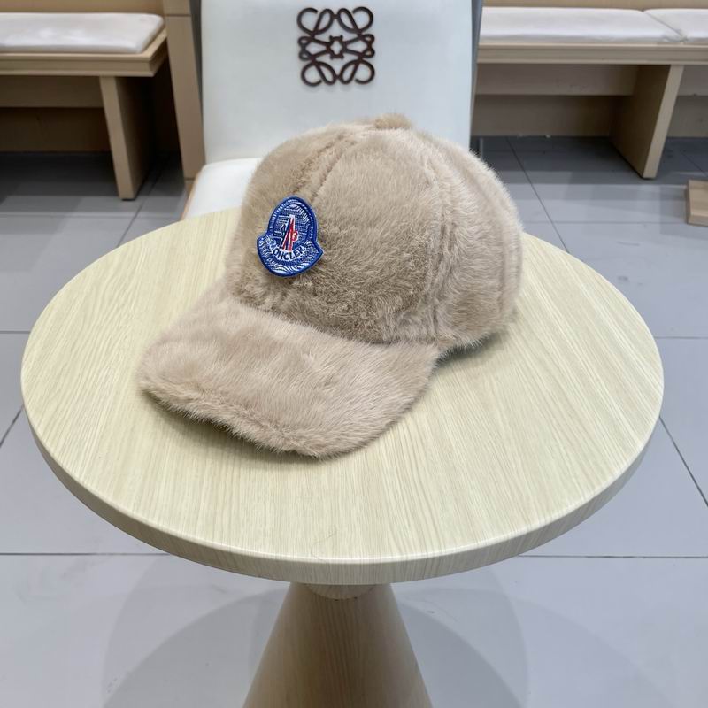 Moncler Cap (770)