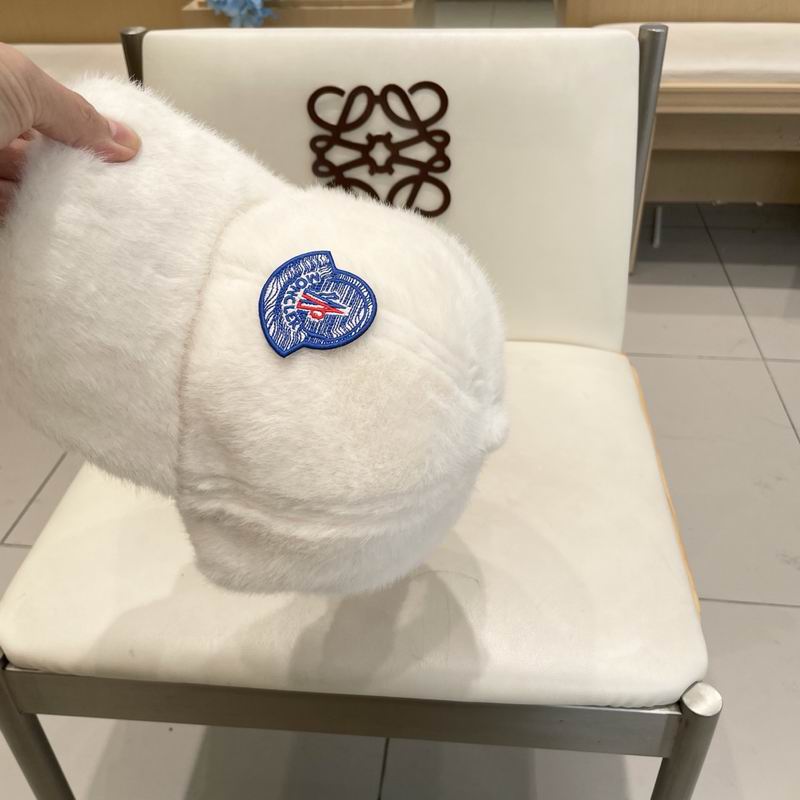 Moncler Cap (774)