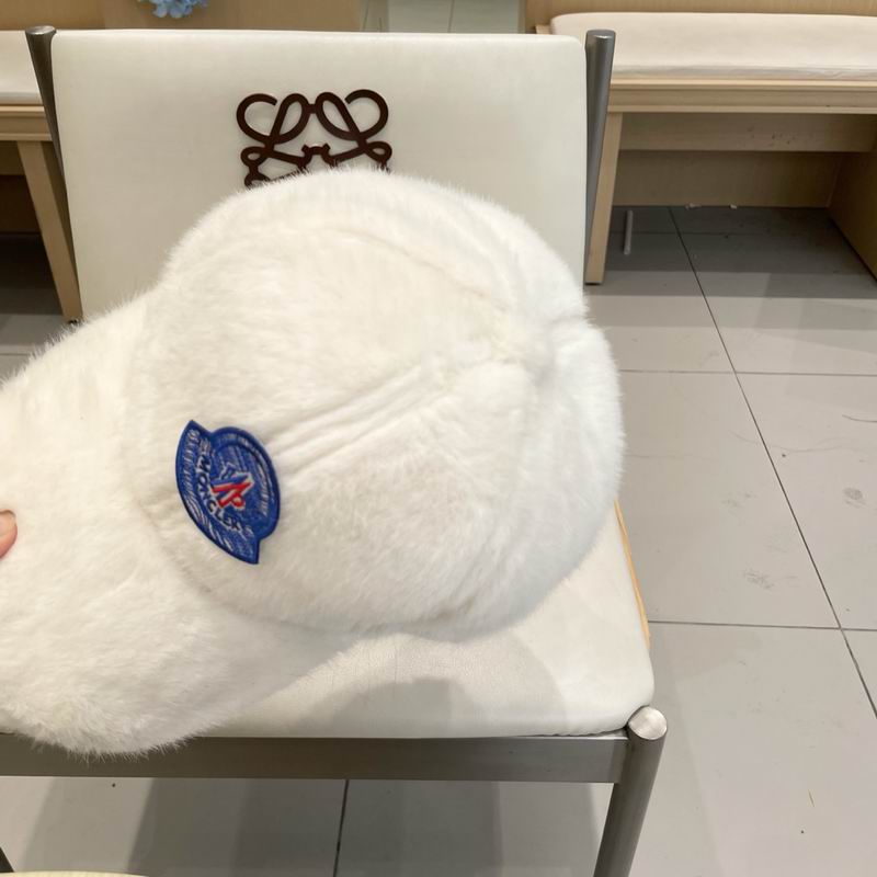 Moncler Cap (775)
