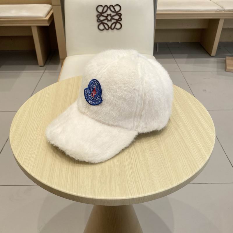 Moncler Cap (779)