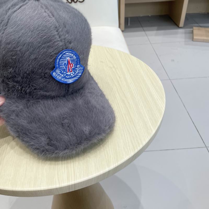 Moncler Cap (785)