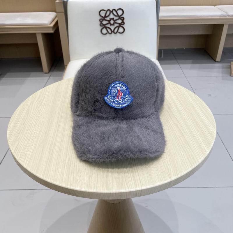 Moncler Cap (788)