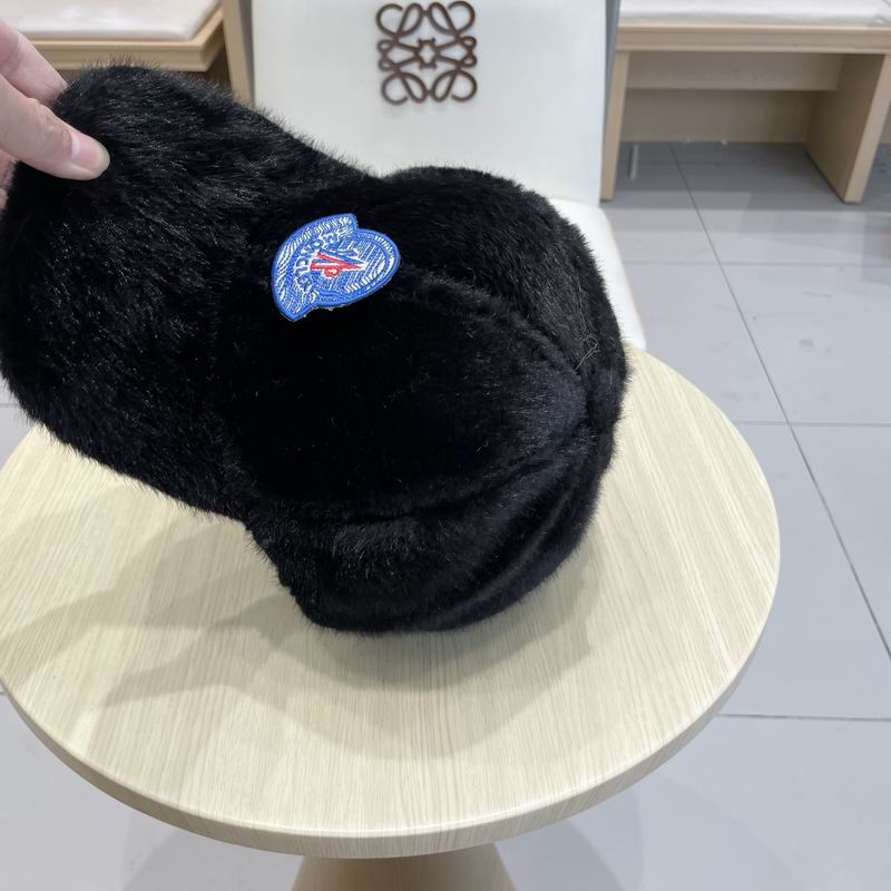 Moncler Cap (791)